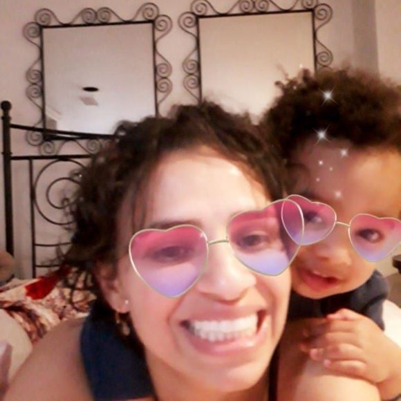 Meet your Posher, Juliana - Picture 1 of 1